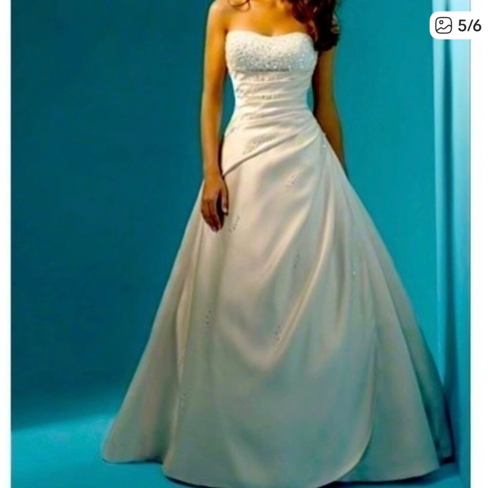 ✨ Alfred Angelo Light Gold Strapless Wedding Dress | Corset Back | Bridal Gown